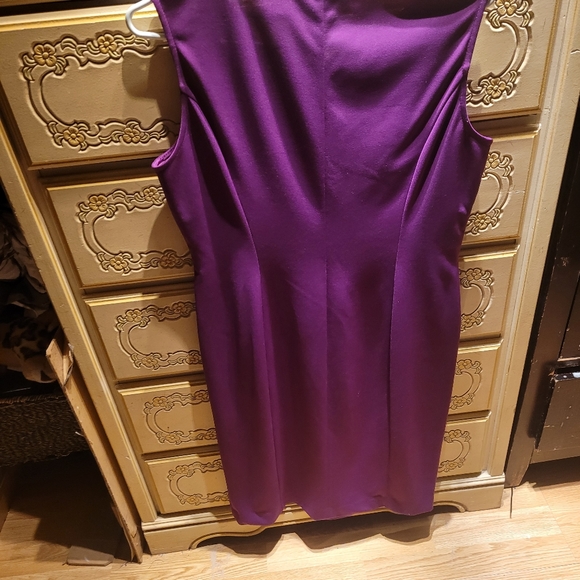 Dress - Picture 2 of 7